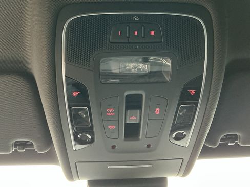 Used 2016 Audi RS 7 Prestige w/ Carbon-Optic Package image 27