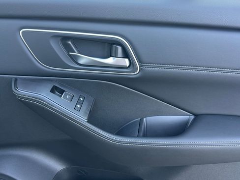 New 2026 Nissan Rogue Platinum w/ Tech Package AWD/4WD image 21