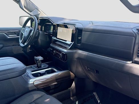 Used 2023 Chevrolet Silverado 1500 LT Trail Boss w/ Convenience Package II AWD/4WD image 29