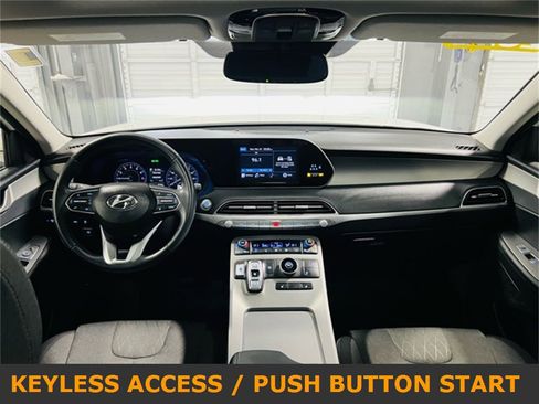 Used 2022 Hyundai Palisade SEL image 4