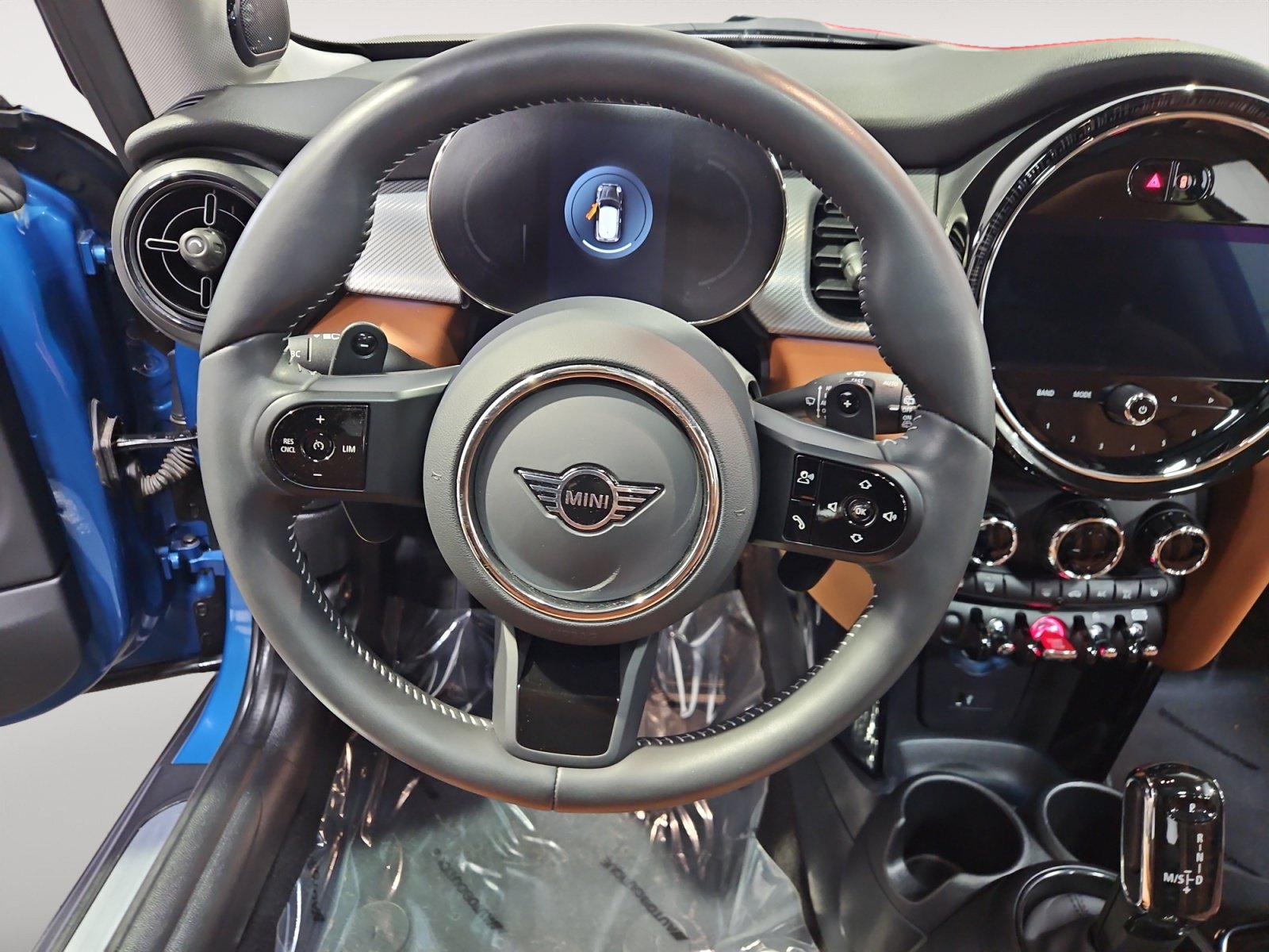 Used 2024 MINI Cooper S w/ Signature Upholstery Package FWD image 12