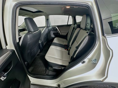 Used 2017 Toyota RAV4 Limited image 27