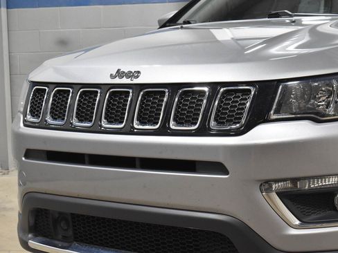 Used 2021 Jeep Compass Limited AWD/4WD image 31