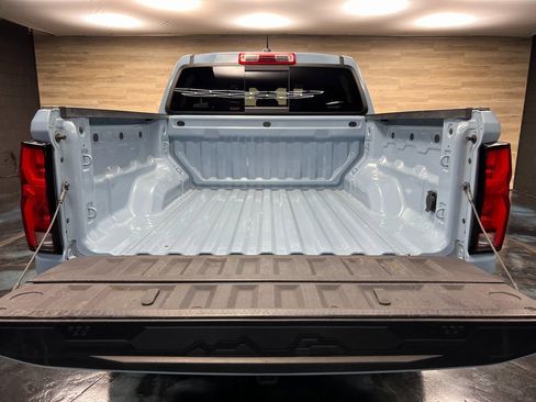 Used 2025 Chevrolet Colorado Z71 w/ Technology Package image 23