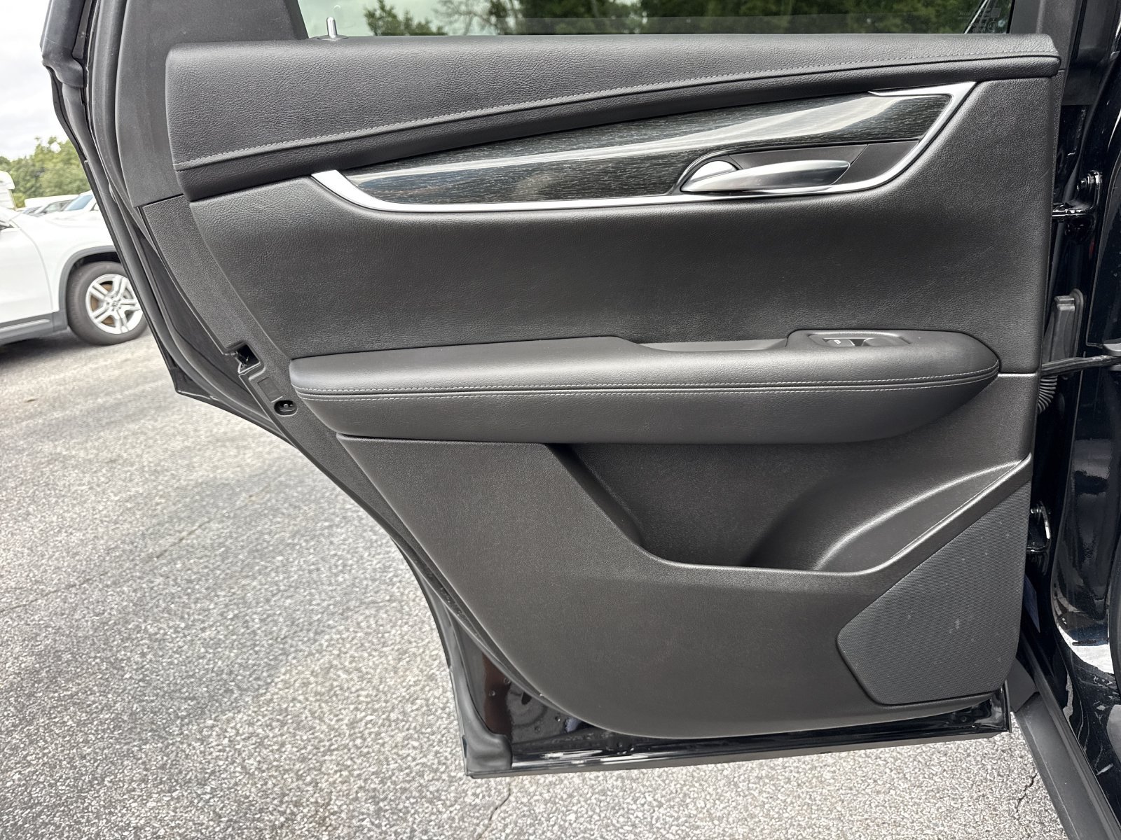 Used 2021 Cadillac XT5 Premium Luxury FWD image 32