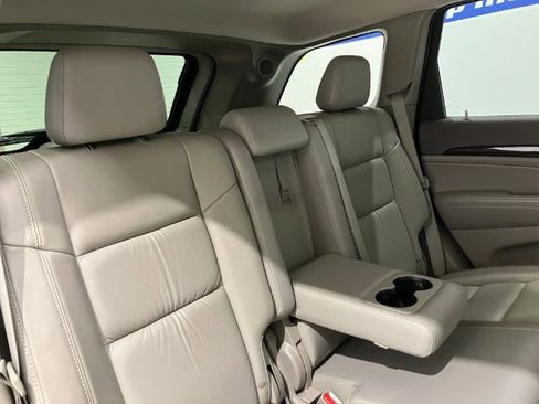 Used 2012 Jeep Grand Cherokee Laredo AWD/4WD image 44
