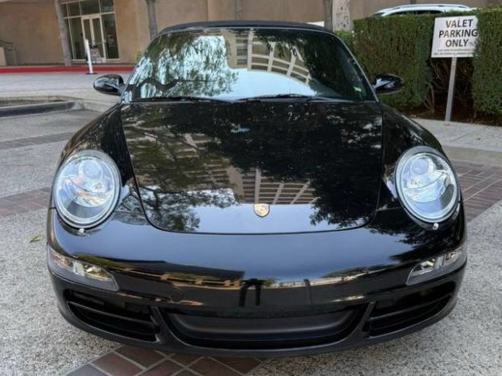 Used 2008 Porsche 911 Carrera 4S AWD/4WD image 2
