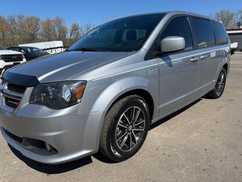 Used 2019 Dodge Grand Caravan GT FWD image 9