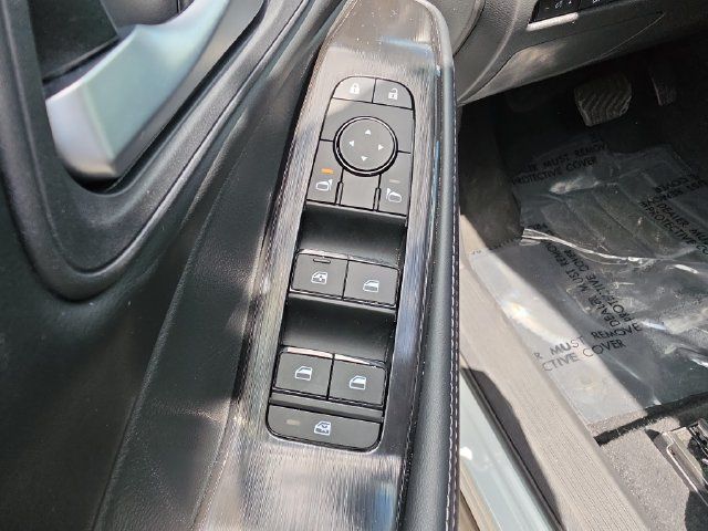 Used 2026 Nissan Rogue SV FWD image 14