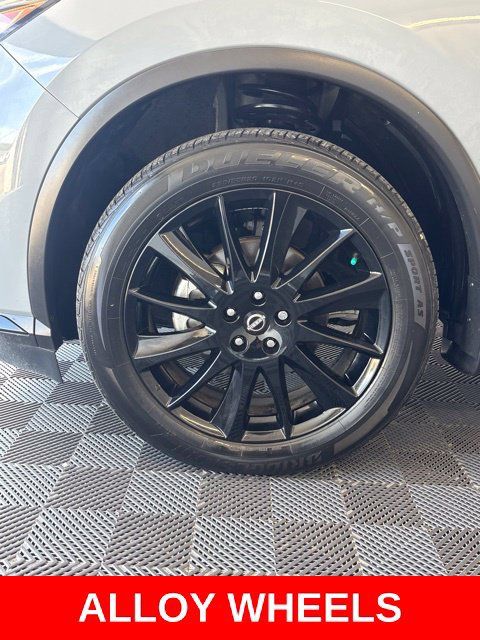 Certified 2024 Nissan Murano SV w/ SV Midnight Edition Package FWD image 11