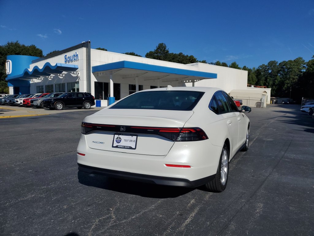New 2026 Honda Accord LX image 7