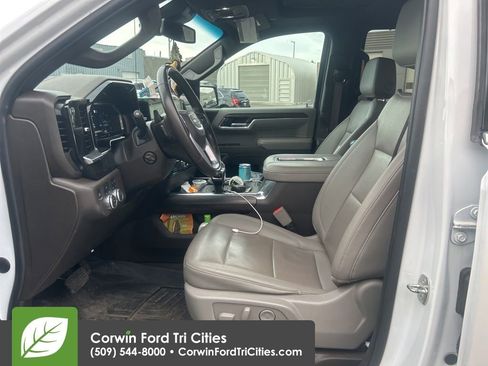 Used 2022 GMC Sierra 1500 SLT w/ SLT Premium Plus Package image 9