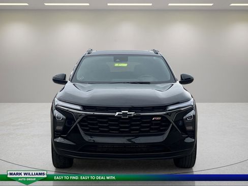 Used 2024 Chevrolet Trax RS w/ Sunroof Package image 6