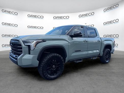 Used 2025 Toyota Tundra Limited w/ Nightshade Package AWD/4WD image 3