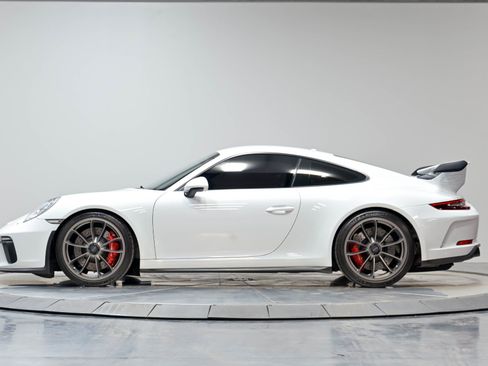 Used 2018 Porsche 911 GT3 RWD image 36