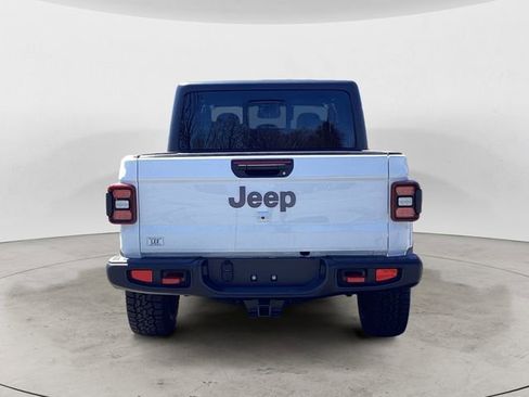 New 2026 Jeep Gladiator Rubicon w/ Steel Power Dome Hood Package AWD/4WD image 5