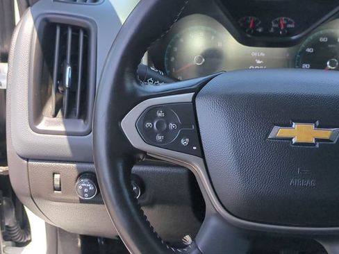 Used 2022 Chevrolet Colorado Z71 AWD/4WD image 18