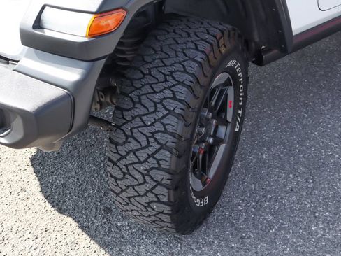 Used 2018 Jeep Wrangler Unlimited Sport AWD/4WD image 49