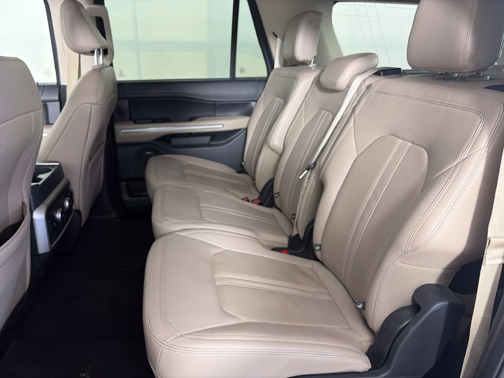 Used 2024 Ford Expedition Max Limited AWD/4WD image 13