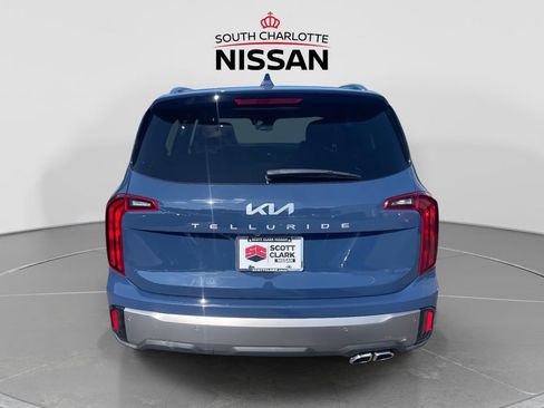 Used 2025 Kia Telluride S FWD image 5