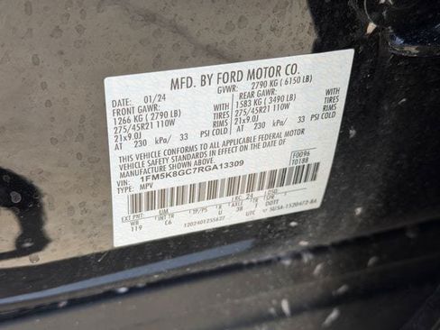 Used 2024 Ford Explorer ST w/ Equipment Group 401A AWD/4WD image 29