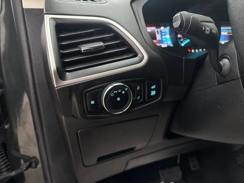 Used 2024 Ford Edge SEL w/ Convenience Package AWD/4WD image 14