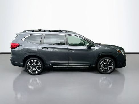 Used 2023 Subaru Ascent Limited w/ Technology Package AWD/4WD image 6