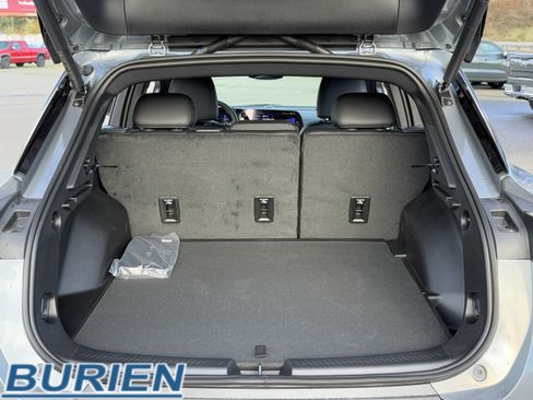 New 2026 Chevrolet Equinox EV LT image 34