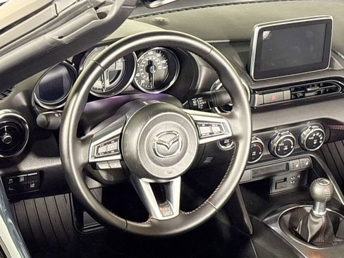 Used 2016 MAZDA MX-5 Miata Grand Touring RWD image 13
