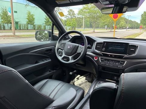 Used 2022 Honda Passport TrailSport image 19