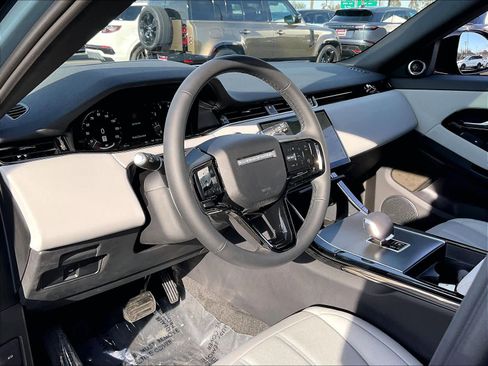 New 2026 Land Rover Range Rover Evoque S image 8