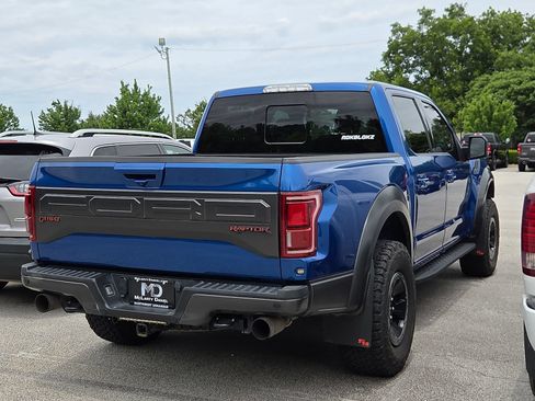 Used 2018 Ford F150 Raptor w/ Equipment Group 802A Luxury AWD/4WD image 4