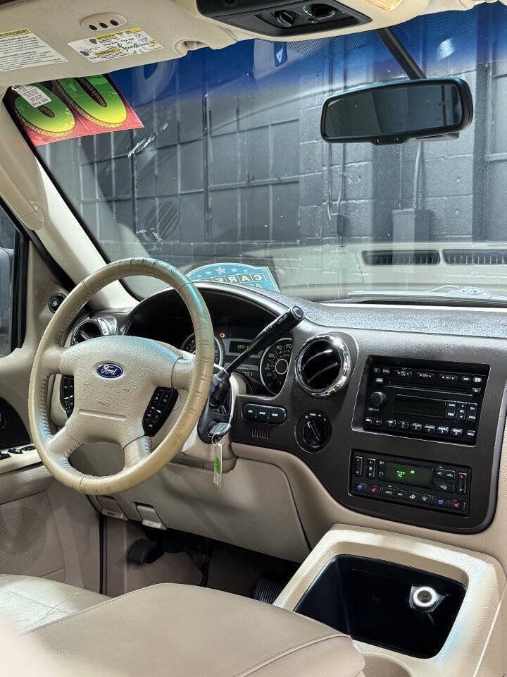 Used 2006 Ford Expedition Eddie Bauer AWD/4WD image 3