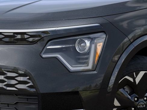 New 2026 Kia Niro Wind FWD image 38