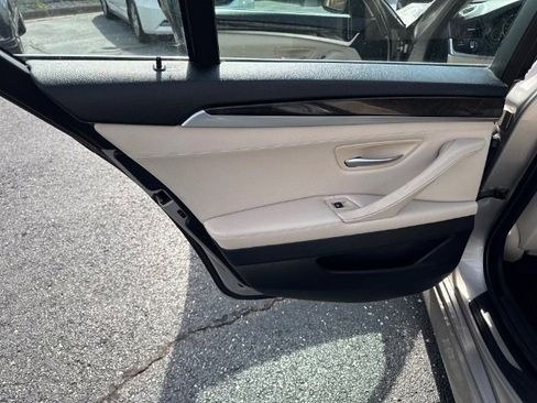 Used 2012 BMW 535i xDrive Sedan image 12