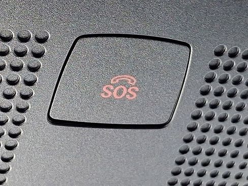 Used 2025 Mercedes-Benz Sprinter 2500 image 25