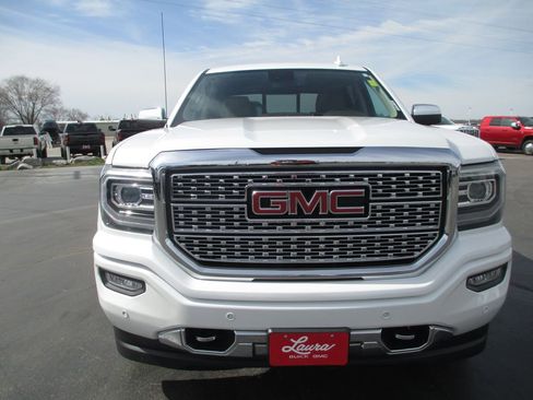 Used 2018 GMC Sierra 1500 Denali w/ Denali Ultimate Package image 12