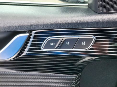 Used 2024 Hyundai Palisade Calligraphy image 18