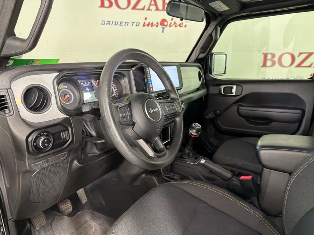 Used 2024 Jeep Gladiator Sport AWD/4WD image 19