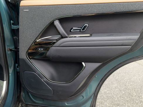 Used 2023 Land Rover Range Rover Sport SE Dynamic image 32