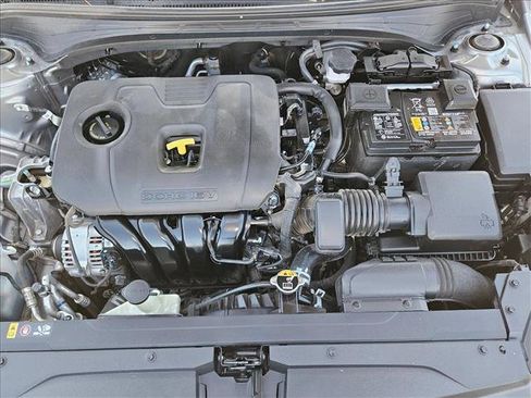 Used 2024 Kia Forte LXS w/ LXS Technology Package FWD image 21