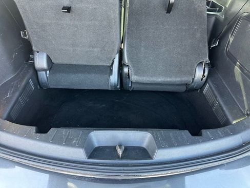 Used 2017 Ford Explorer Platinum image 20