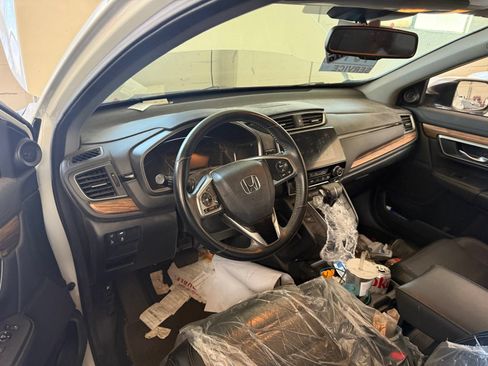 Used 2017 Honda CR-V Touring image 10
