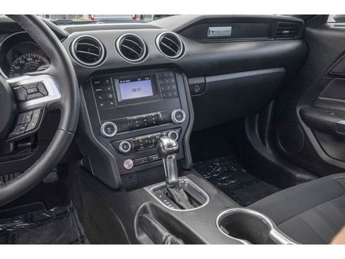 Used 2019 Ford Mustang Coupe RWD image 22