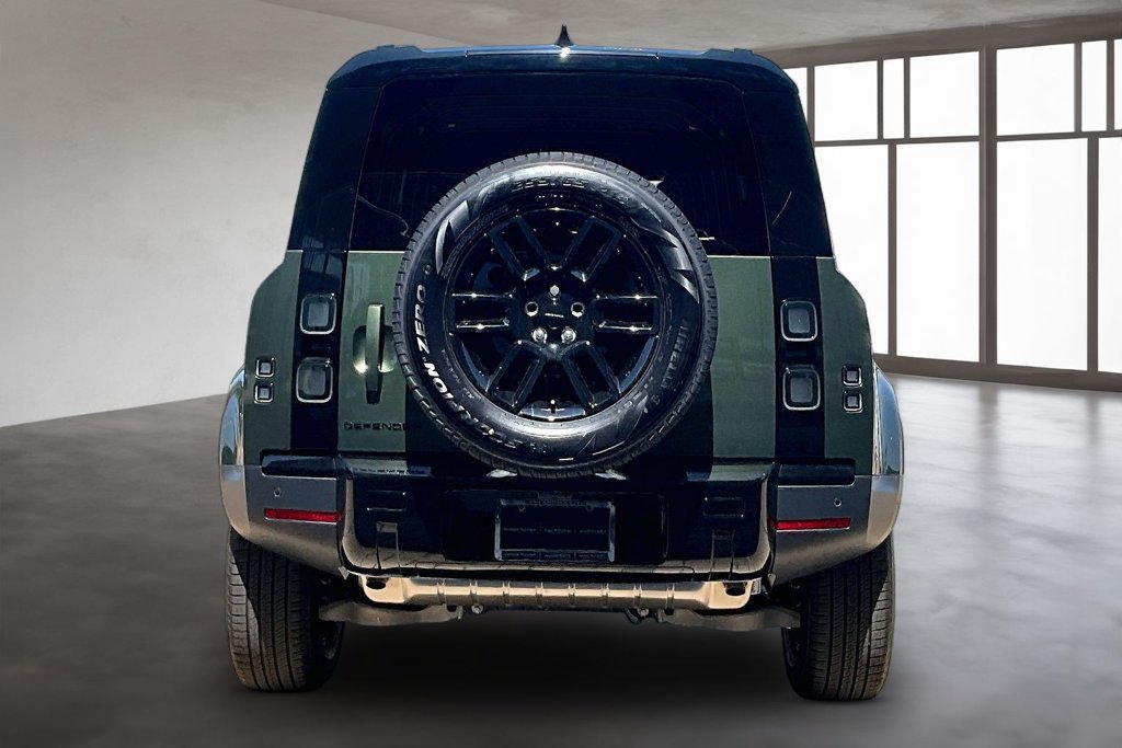 New 2026 Land Rover Defender 110 S AWD/4WD image 4