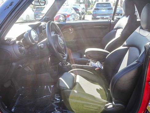 Used 2017 MINI Cooper S image 17