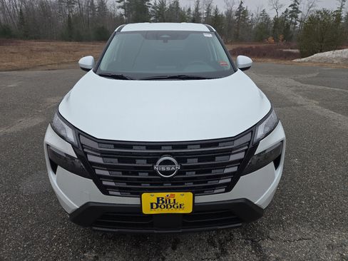 New 2026 Nissan Rogue SV image 10