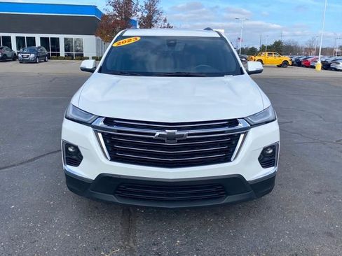 Certified 2023 Chevrolet Traverse LT w/ LPO, Floor Liner Package image 3