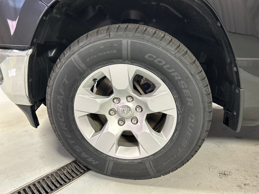 Used 2023 RAM 1500 Big Horn AWD/4WD image 9