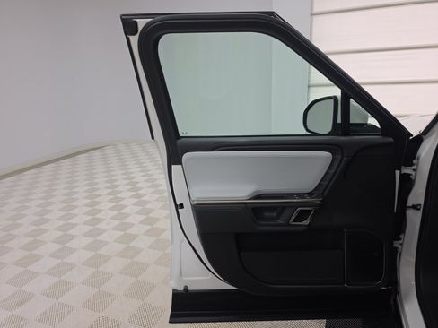 Used 2023 Rivian R1S Adventure Quad AWD/4WD image 16